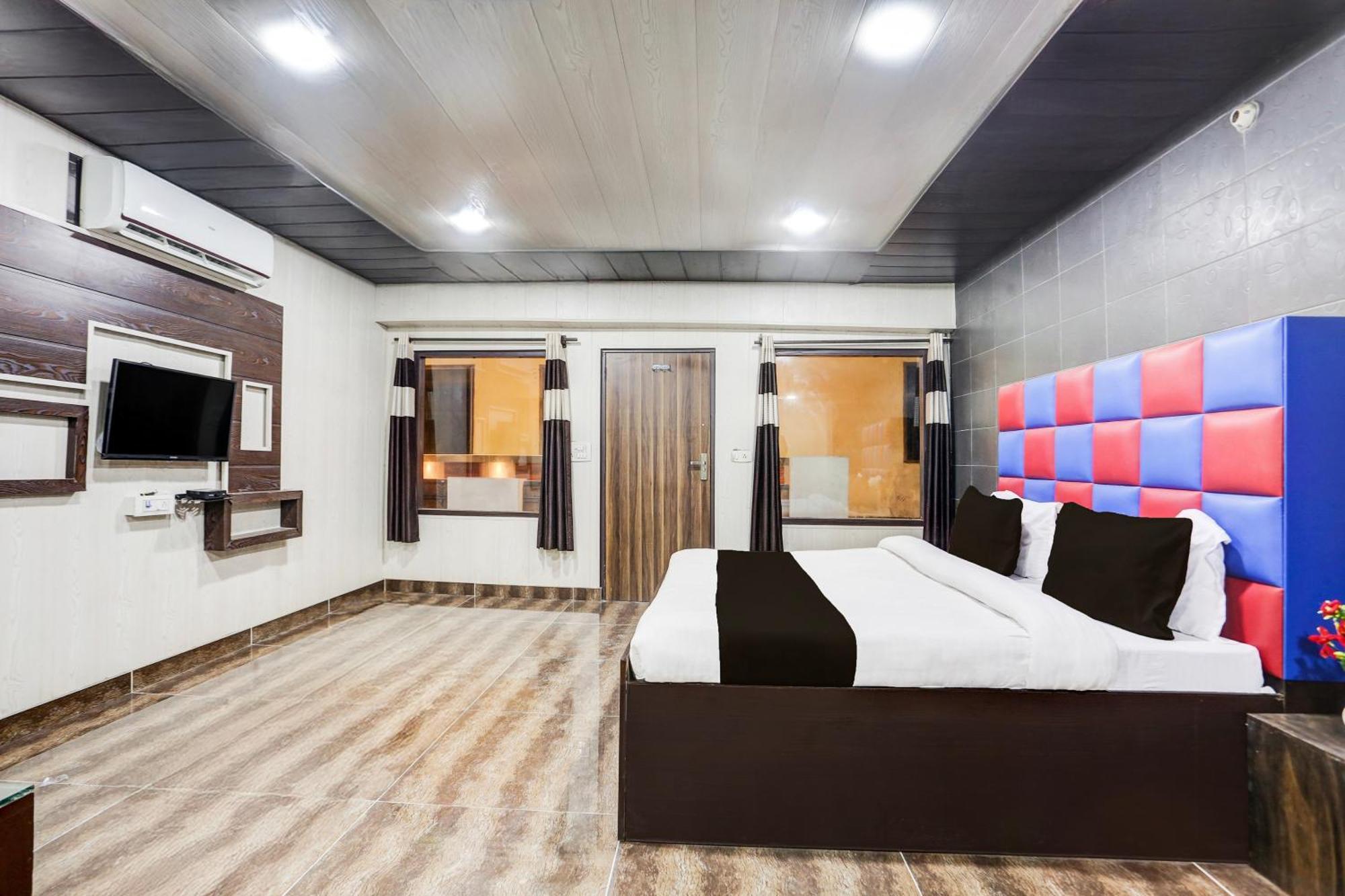 Super Townhouse Haibowal Chowk Ludhiana Exterior foto